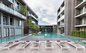 Maya Phuket Airport Hotel - Naiyang Beach - Free Airport Drop-Off
